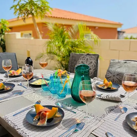 Julia Relax Dream * Callao Salvaje