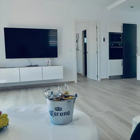 Julia Relax Dream Callao Salvaje